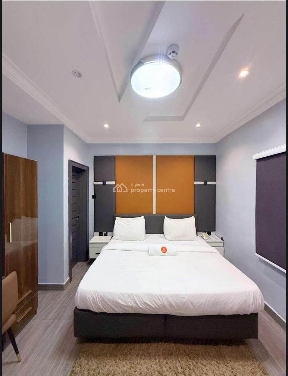 Lux 1bedroom Mini Flat with Swimming Pool, Opebi, Ikeja, Lagos, Mini Flat (room and Parlour) Short Let