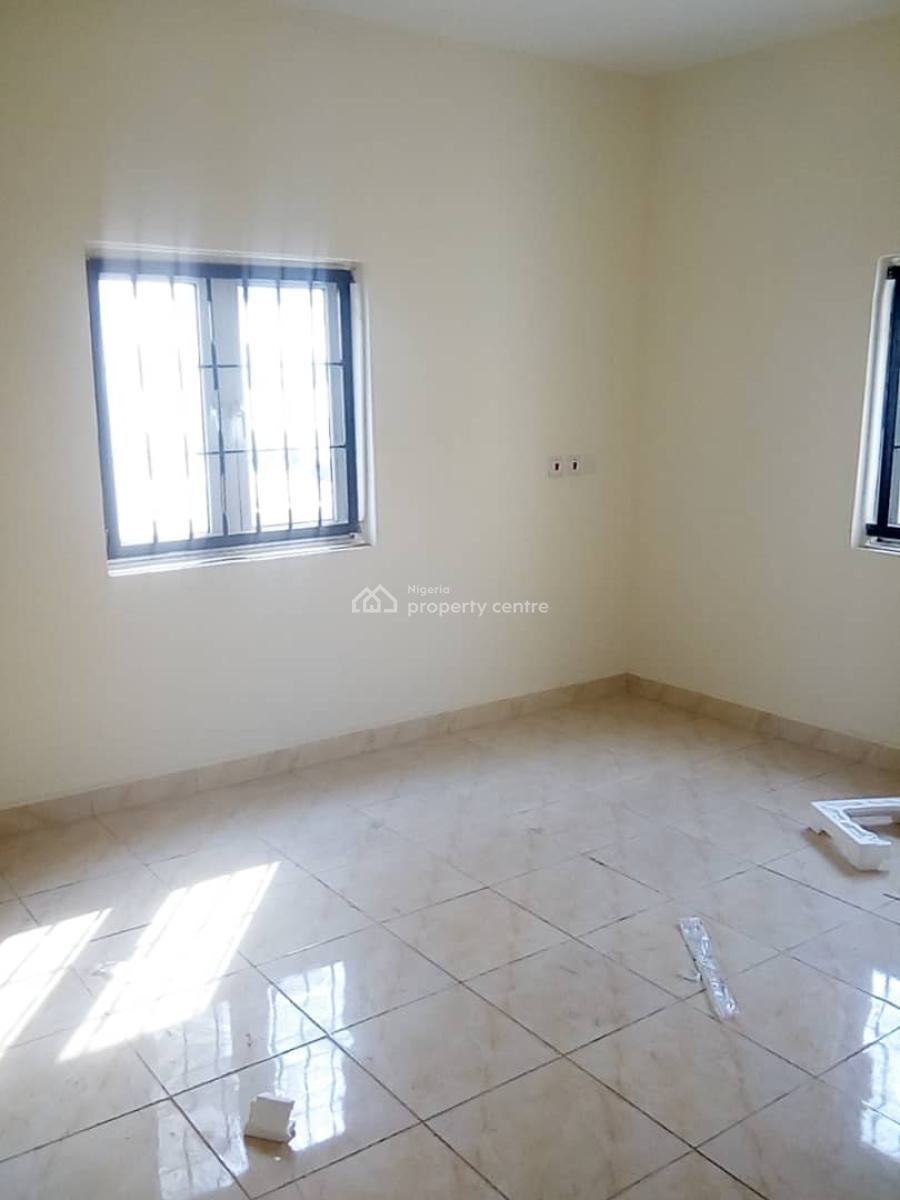 Newly Built & Spacious 3 Bedroom Block of Flats, Living Faith, Jahi, Abuja, House for Rent