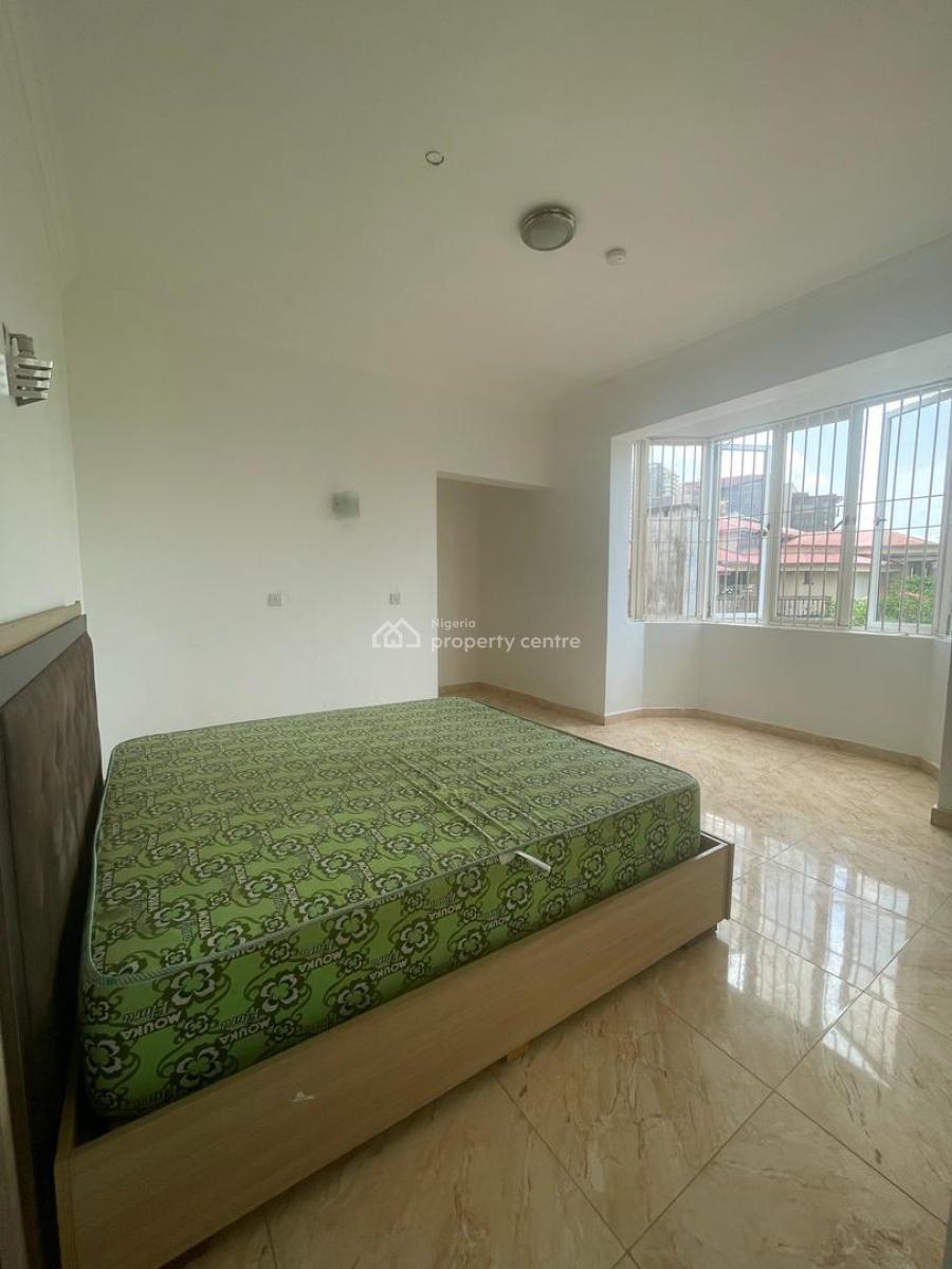 2 Bedroom Waterfront Apartments, Bourdillon Road, Ikoyi, Lagos, Flat / Apartment for Rent
