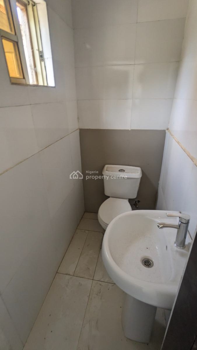 4 Bedroom Block of Flat with 2 Room Bq, Maitama District, Abuja, House for Rent