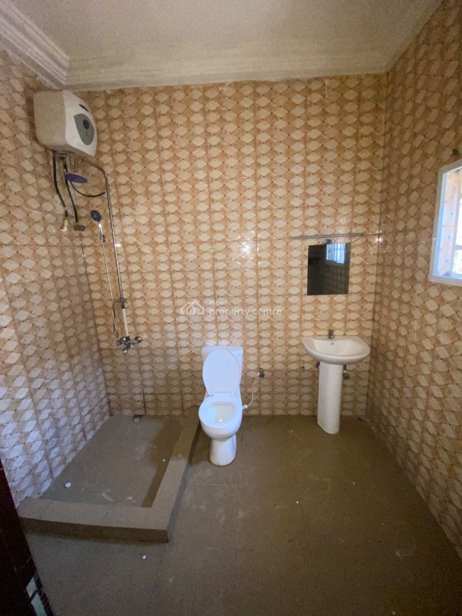 Luxury Two Bedroom Block of Flat, Dawaki District, Dawaki, Gwarinpa, Abuja, Flat / Apartment for Rent