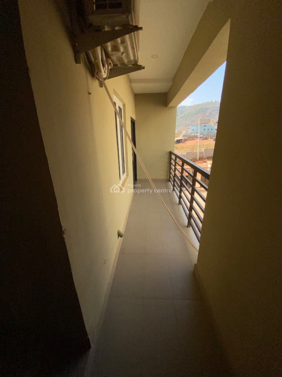 Luxury One Bedroom Block of Flat, News Engineering Dawaki, Dawaki, Gwarinpa, Abuja, Flat / Apartment for Rent