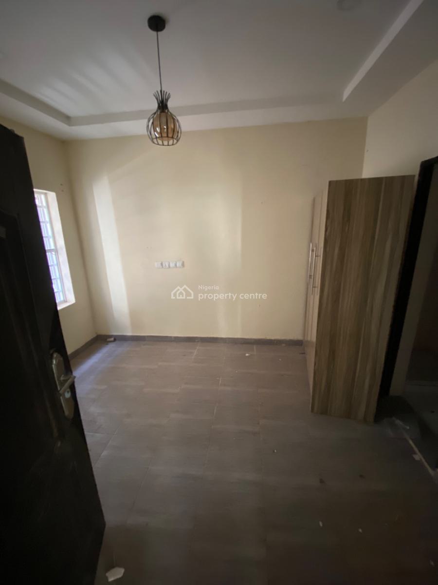Luxury One Bedroom Block of Flat, News Engineering Dawaki, Dawaki, Gwarinpa, Abuja, Flat / Apartment for Rent