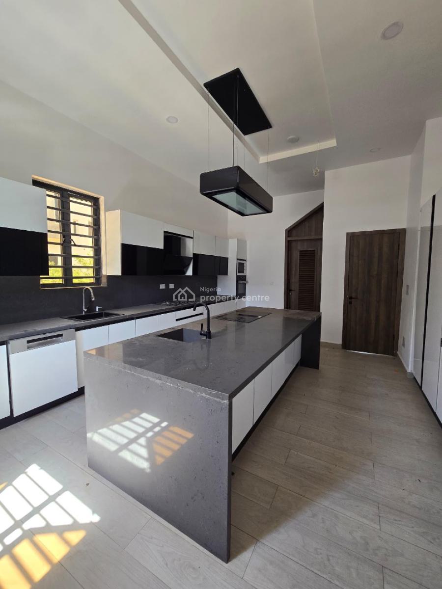 Exquisite 5-bedroom Detached Duplex with Bq in Ikota, Ikota, Lekki, Lagos, Detached Duplex for Sale