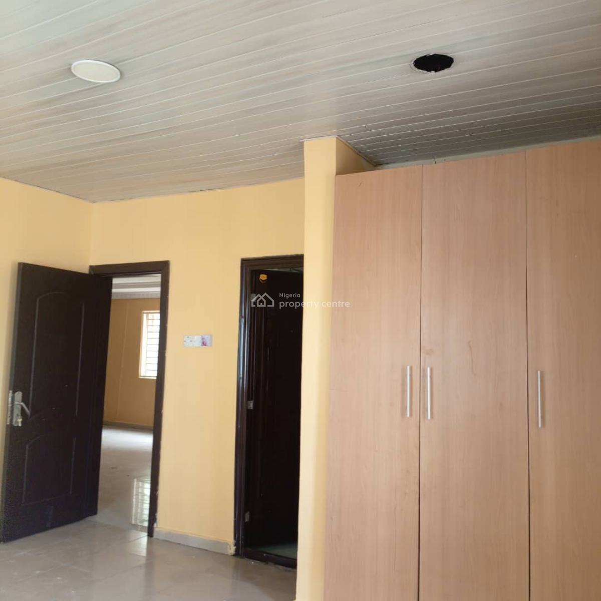Decent 5 Bedrooms Inside Estate, Gra Phase 2, Magodo, Lagos, Semi-detached Duplex for Rent