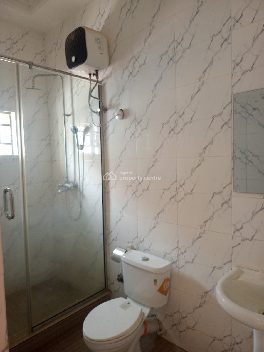 Very Specious 3 Bedrooms Flat, Fha, Kubwa, Abuja, Flat / Apartment for Rent