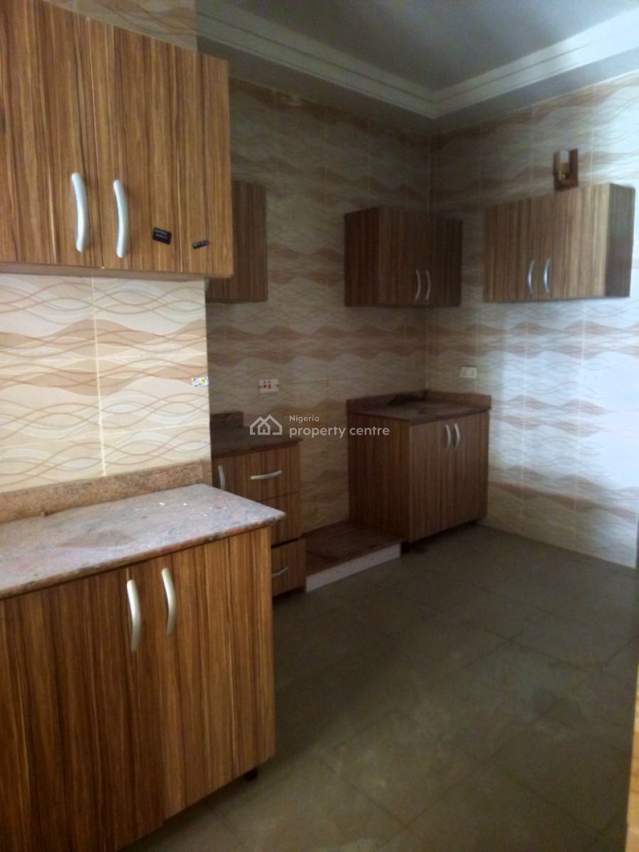 Very Specious 3 Bedrooms Flat, Fha, Kubwa, Abuja, Flat / Apartment for Rent