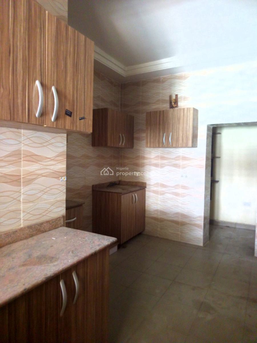 Very Specious 3 Bedrooms Flat, Fha, Kubwa, Abuja, Flat / Apartment for Rent