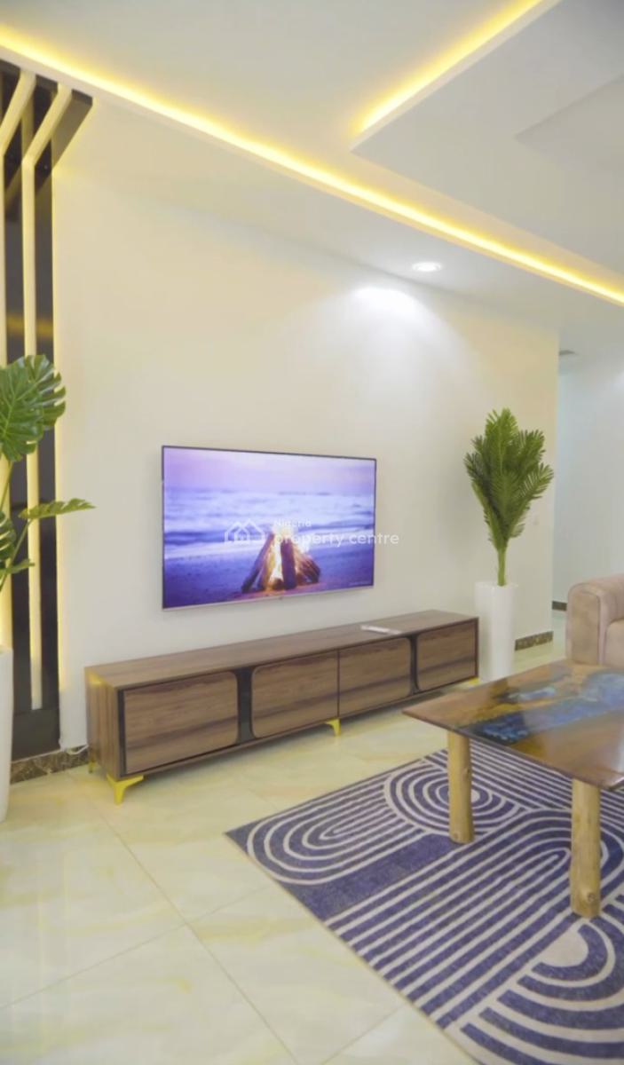 Fully Furnished 3 Bedroom Apartment, Gilmore, Jahi, Abuja, Flat / Apartment for Rent