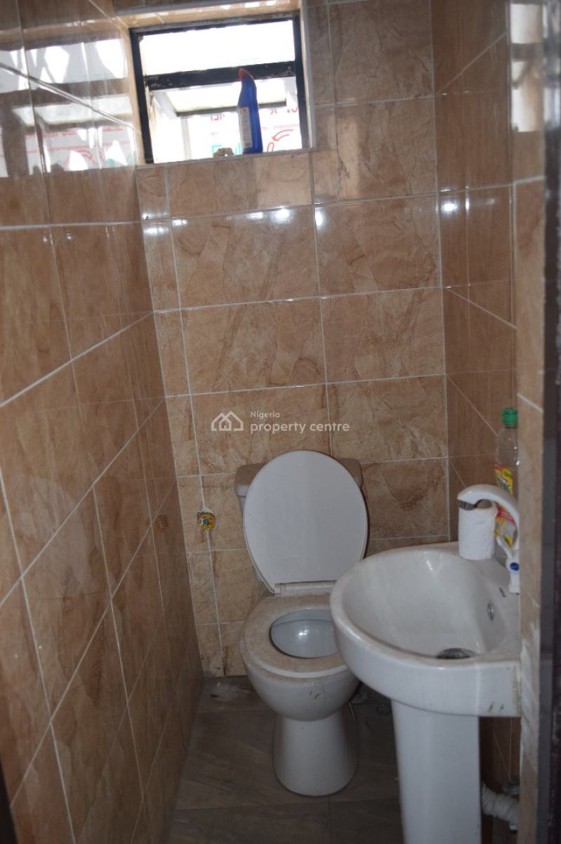 Beautiful Shop Space, Gwarinpa, Abuja, Shop for Rent