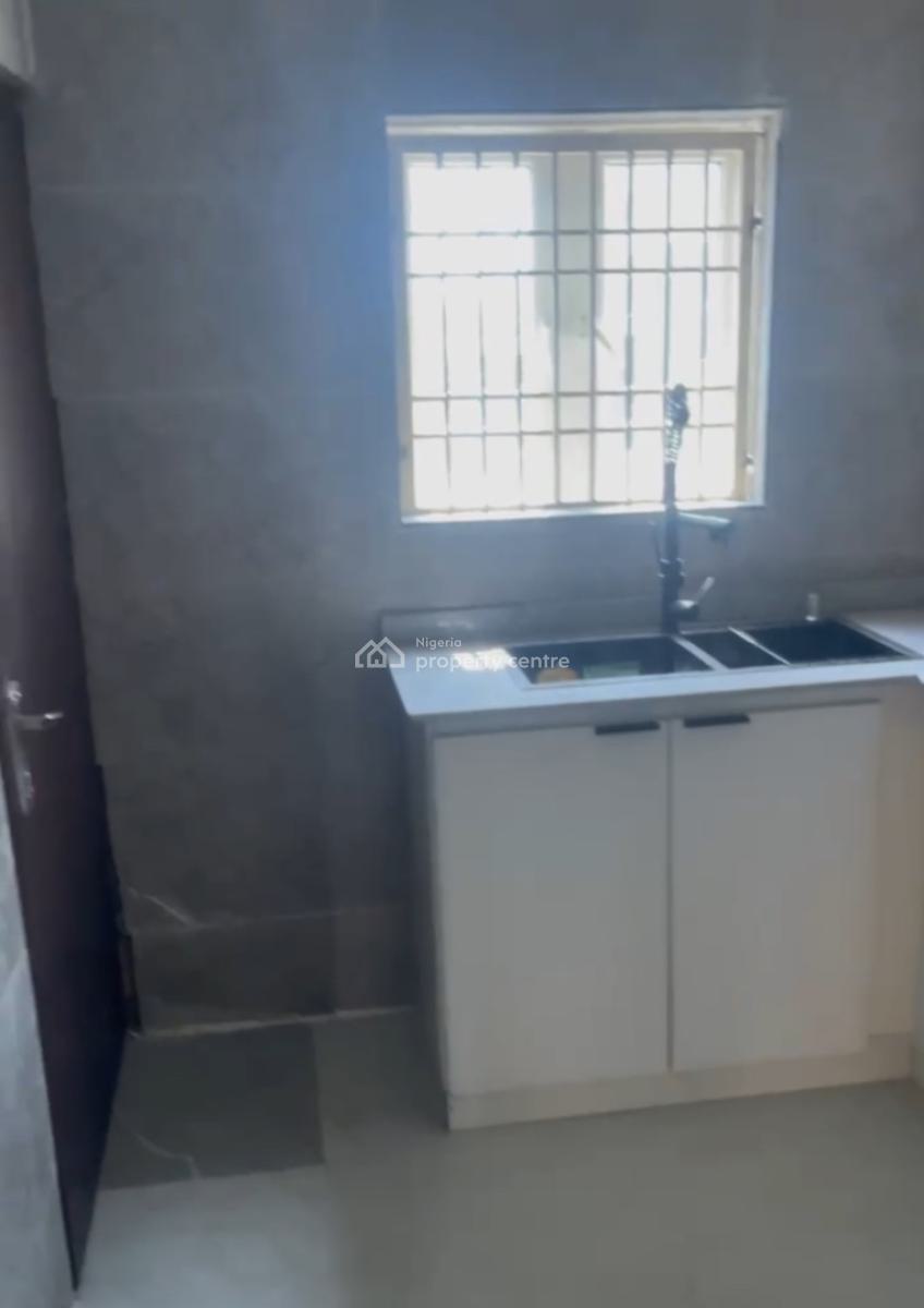 Luxury 3 Bedroom, Pouch Terrace  Estate, Idu Industrial, Abuja, Semi-detached Duplex for Sale