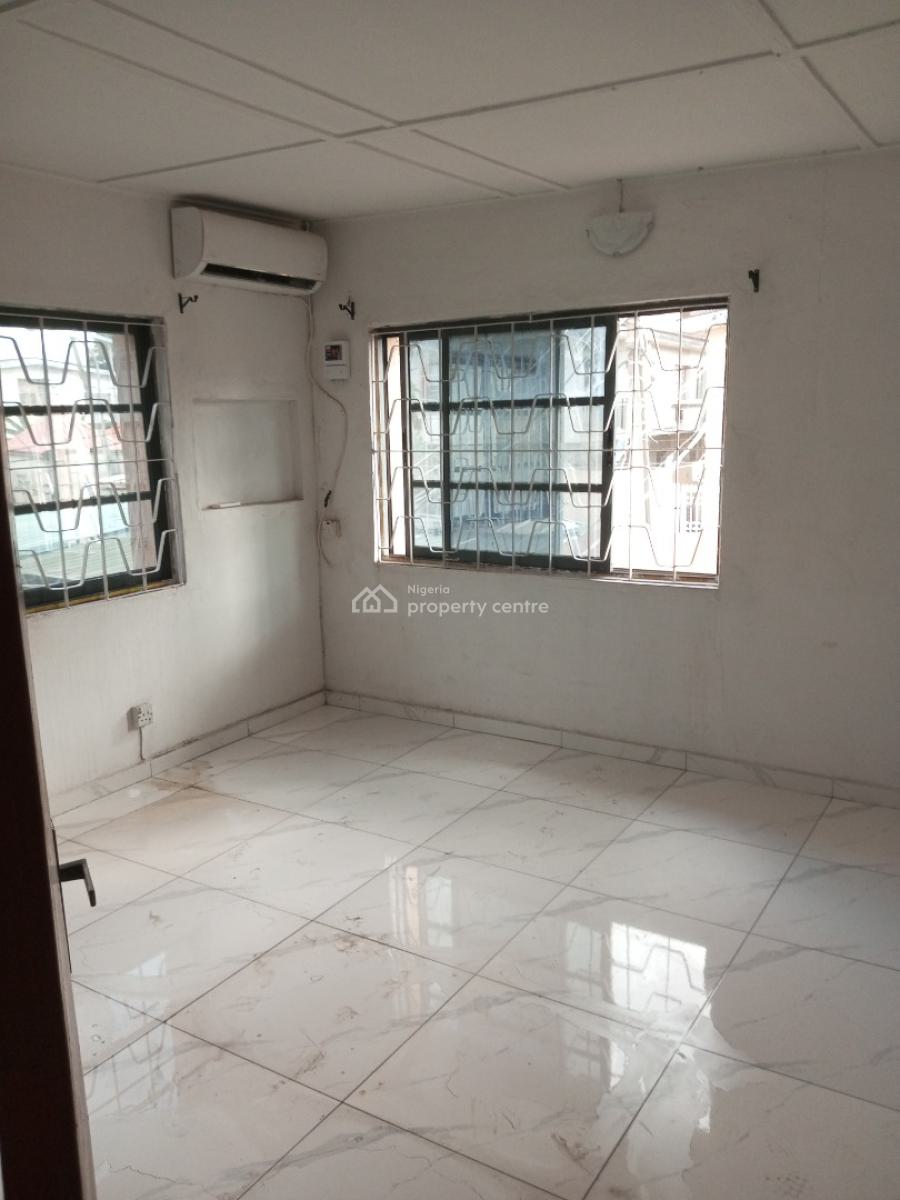 Nice 2 Bedroom Flat, Off Allen Avenue, Ikeja, Lagos, Flat / Apartment for Rent