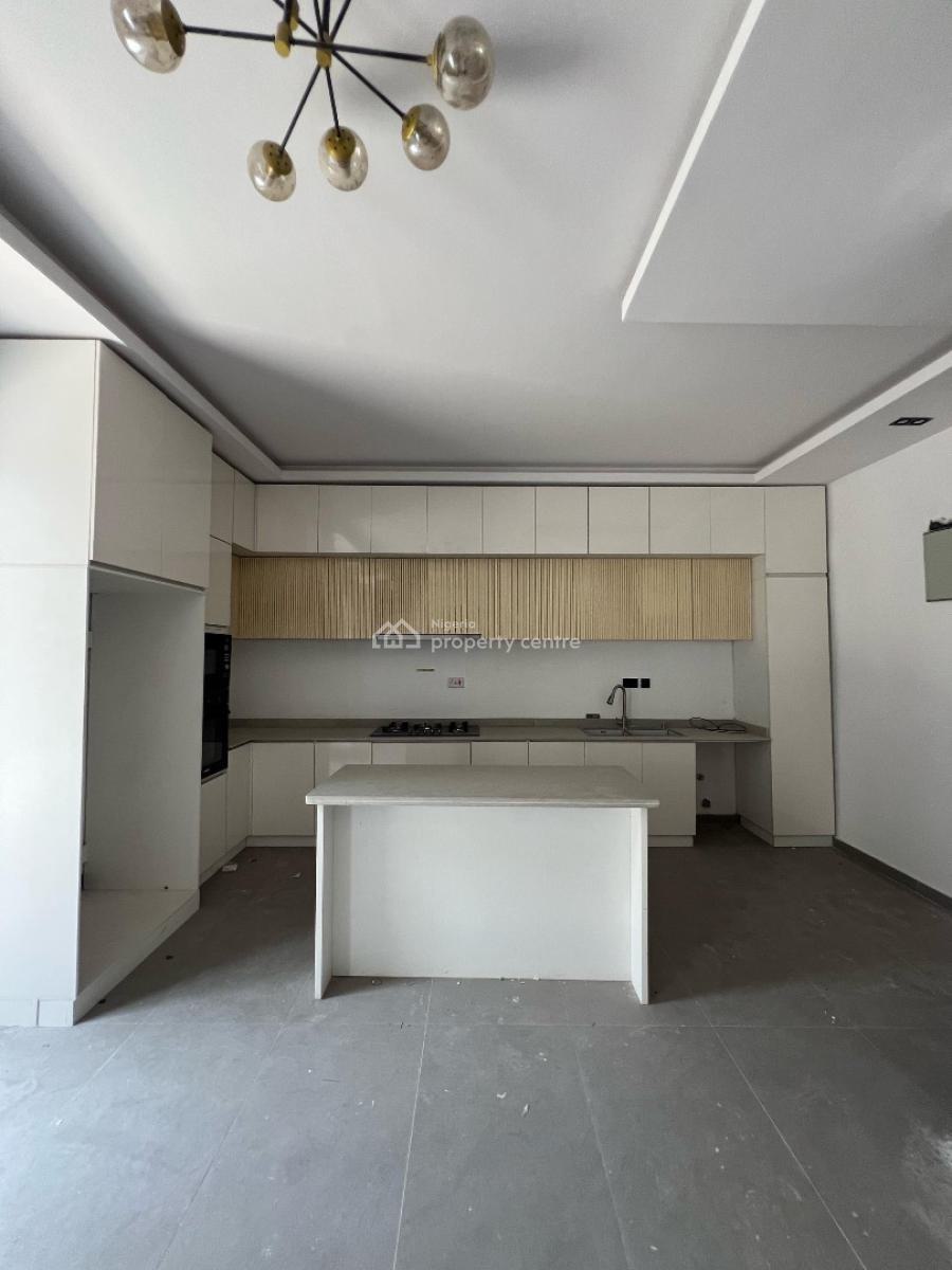 Aesthetically Pleasing 3 Bedroom Maisonette with Bq, Ikoyi, Lagos, Block of Flats for Sale
