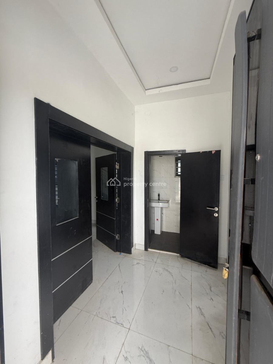 4 Bedrooms Duplexes with Modern Fittings, Engr. Lere Adigun Gra, Basorun, Ibadan, Oyo, Semi-detached Duplex for Rent