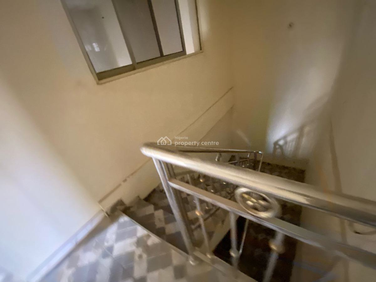 3 Bedroom Flat, Unilag Estate, Gra Phase 1, Magodo, Lagos, Flat / Apartment for Rent
