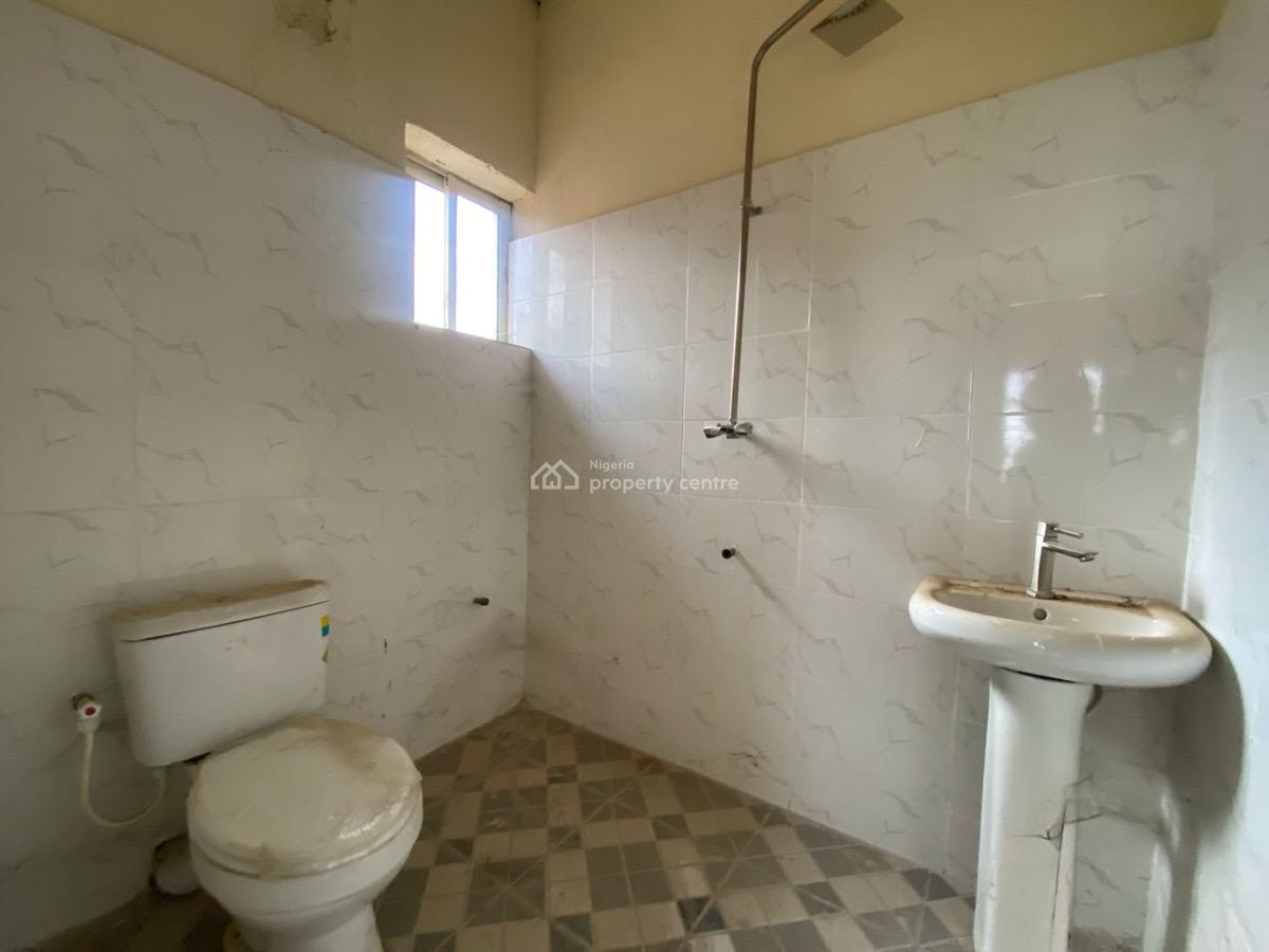 3 Bedroom Flat, Unilag Estate, Gra Phase 1, Magodo, Lagos, Flat / Apartment for Rent