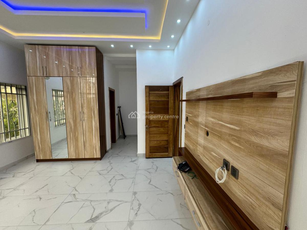 8 Bedroom All En-suite & 3 Bedroom Fully Detached Bungalow, Victory Park Estate, Jakande, Lekki, Lagos, Detached Duplex for Sale