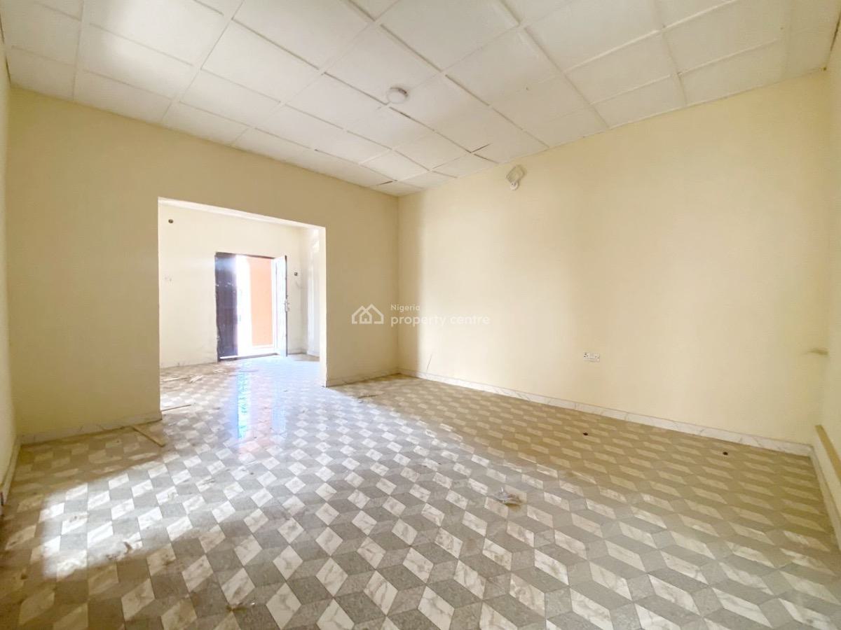 a Well Maintained Spacious 3 Bedroom Flat, Gra Phase 1, Magodo, Lagos, Flat / Apartment for Rent