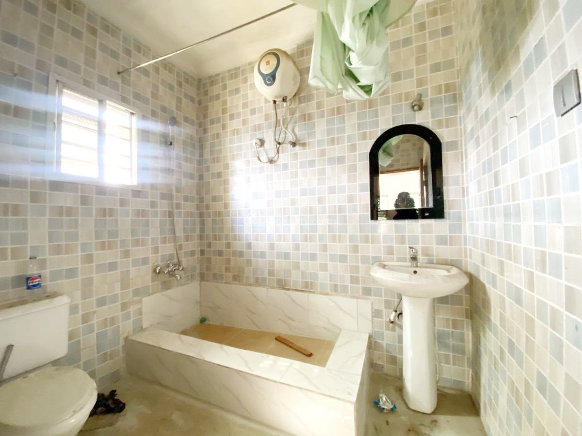 a Well Maintained Spacious 2 Bedroom Flat, Gra Phase 1, Magodo, Lagos, Flat / Apartment for Rent
