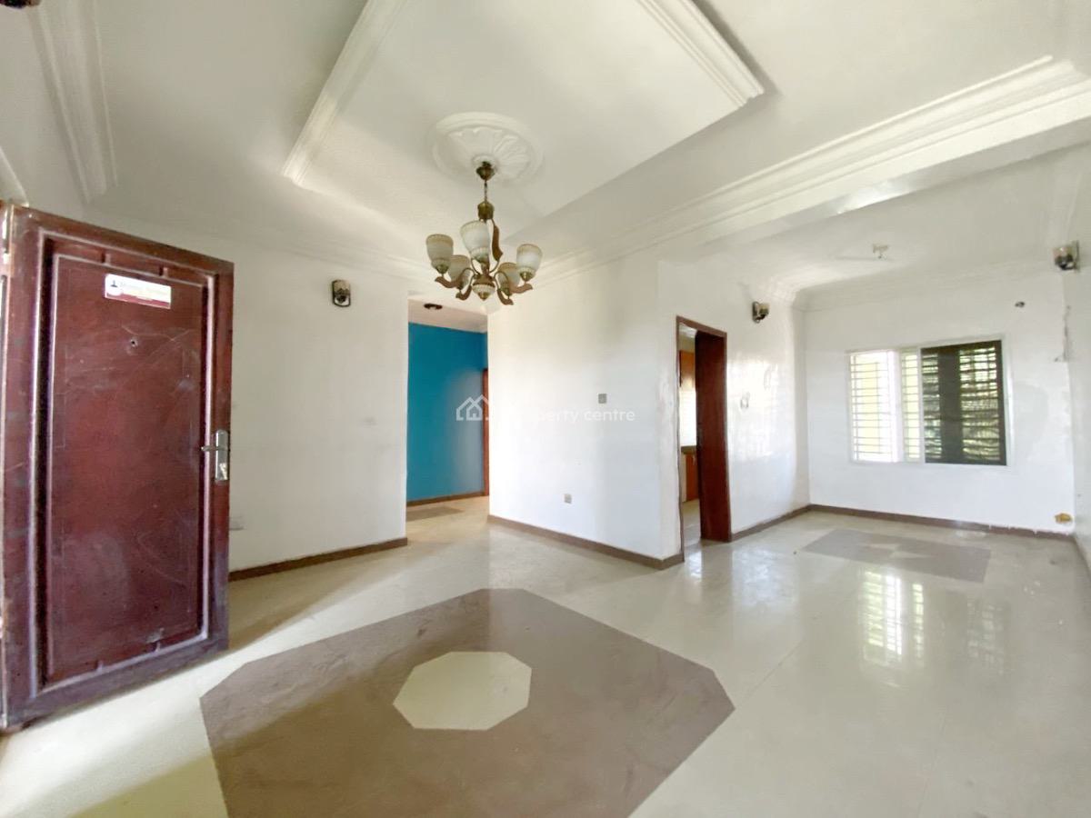 a Well Maintained Spacious 2 Bedroom Flat, Gra Phase 1, Magodo, Lagos, Flat / Apartment for Rent