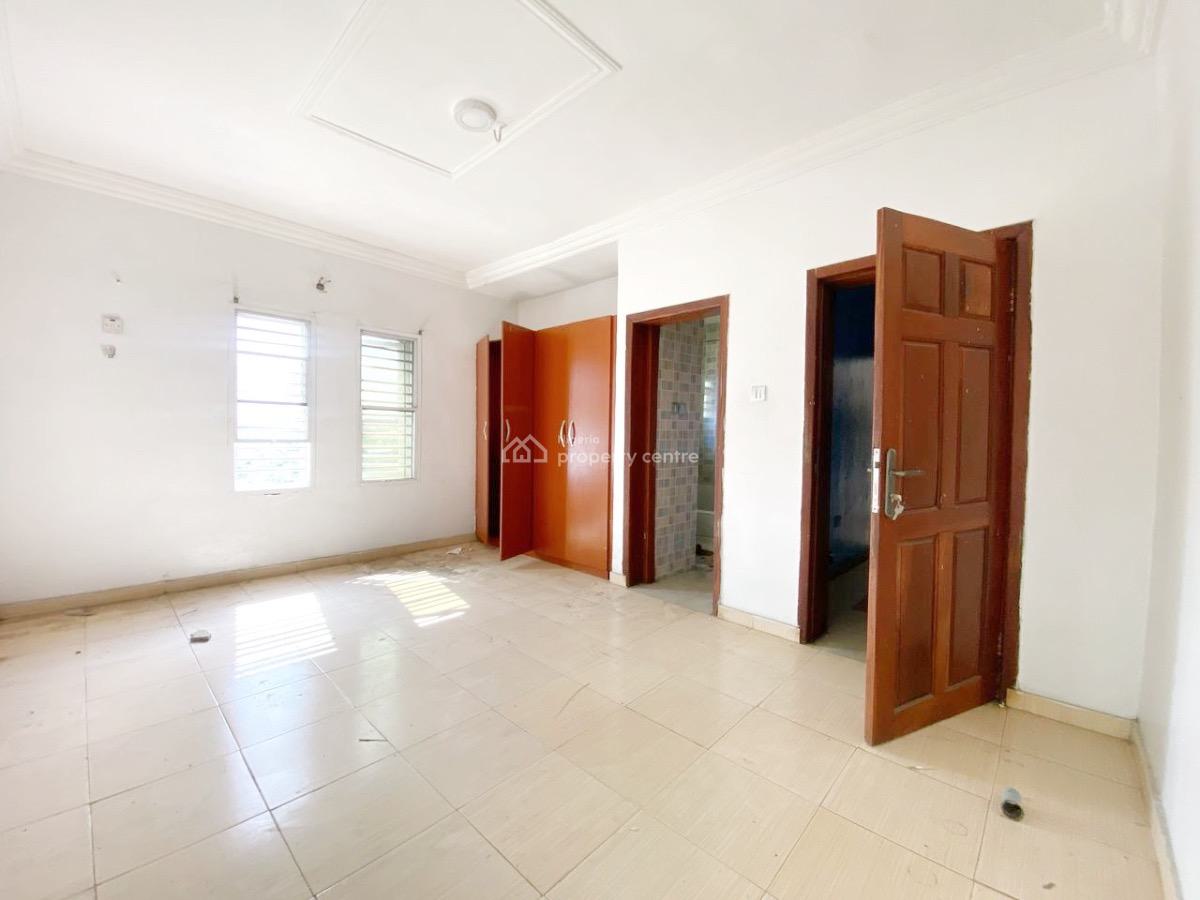 a Well Maintained Spacious 2 Bedroom Flat, Gra Phase 1, Magodo, Lagos, Flat / Apartment for Rent