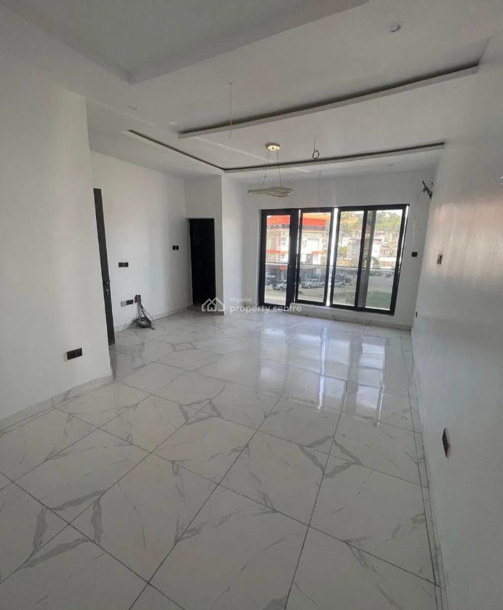 Shop in Gwarinpa Main Along Major Road., Gwarinpa Abuja Nigeria, Gwarinpa, Abuja, Shop for Sale