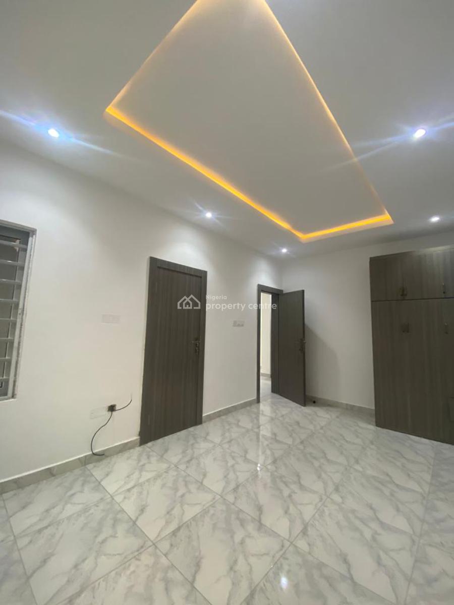 Standard Two Bedroom Apartment Upstairs, Ogombo Ajah, Ajah, Lagos, Flat / Apartment for Rent