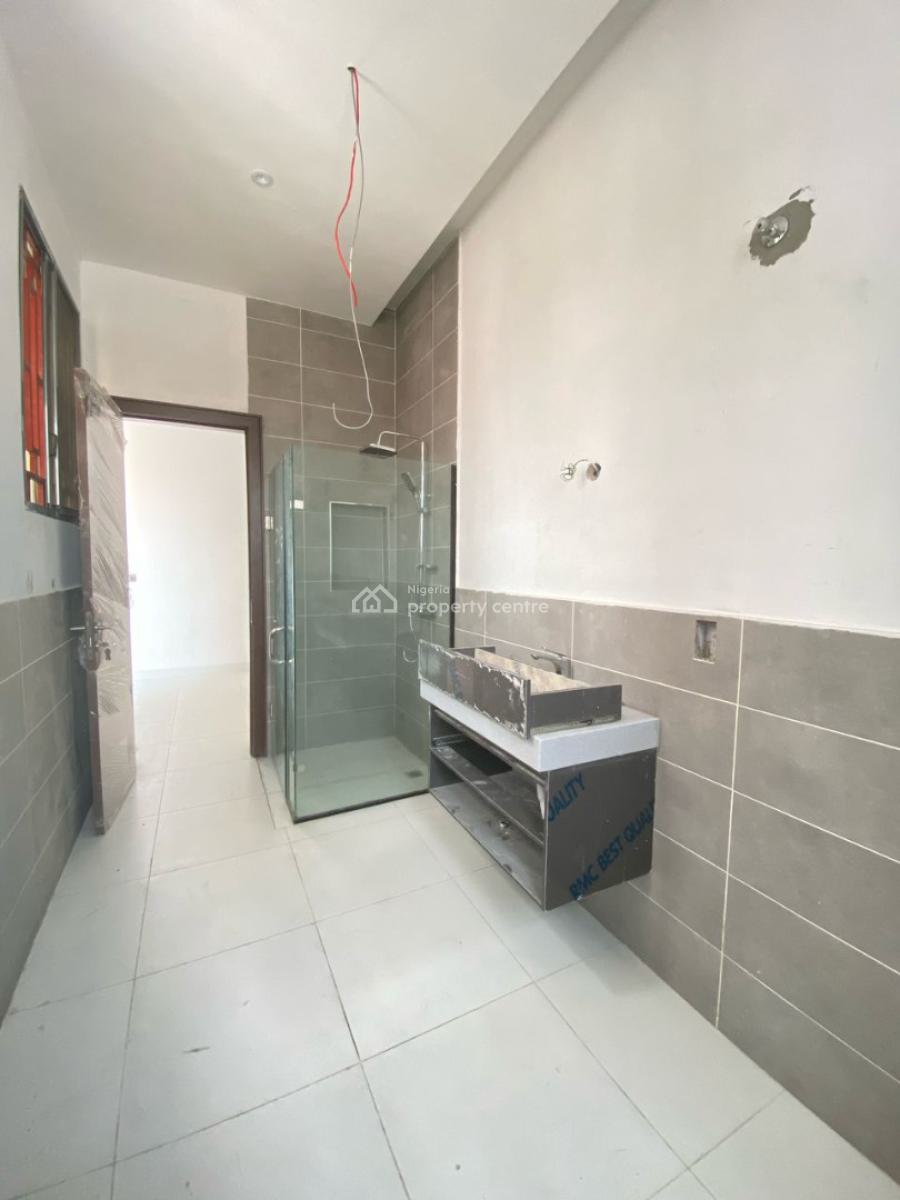 Newly Renovated 4 Bedroom Duplex, Off Admiralty Road, Lekki Phase 1, Lekki Phase 1, Lekki, Lagos, Semi-detached Duplex for Rent