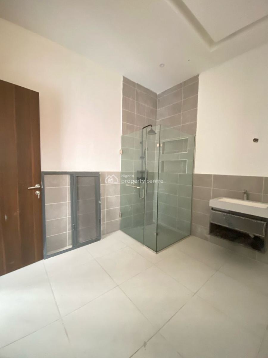 Newly Renovated 4 Bedroom Duplex, Off Admiralty Road, Lekki Phase 1, Lekki Phase 1, Lekki, Lagos, Semi-detached Duplex for Rent