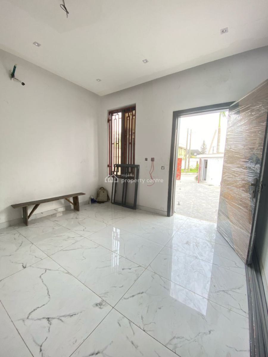 Newly Renovated 4 Bedroom Duplex, Off Admiralty Road, Lekki Phase 1, Lekki Phase 1, Lekki, Lagos, Semi-detached Duplex for Rent