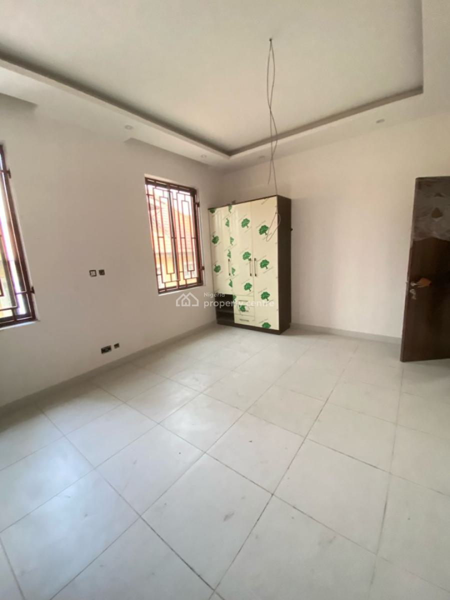 Newly Renovated 4 Bedroom Duplex, Off Admiralty Road, Lekki Phase 1, Lekki Phase 1, Lekki, Lagos, Semi-detached Duplex for Rent
