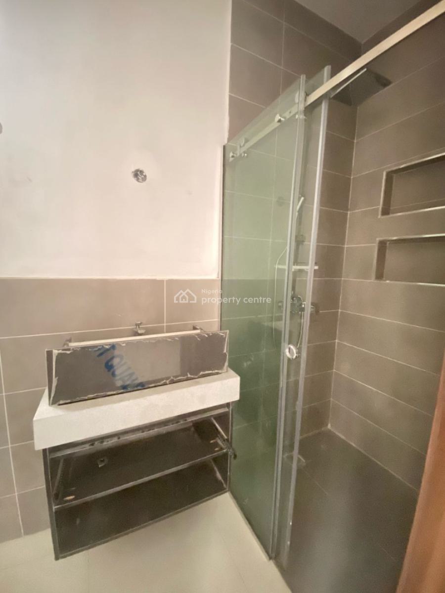 Newly Renovated 4 Bedroom Duplex, Off Admiralty Road, Lekki Phase 1, Lekki Phase 1, Lekki, Lagos, Semi-detached Duplex for Rent