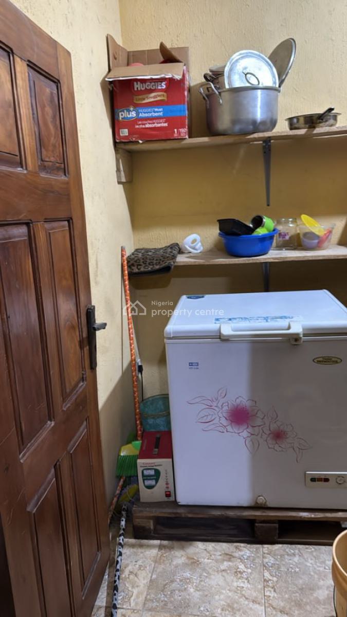 Spacious 3 Bedroom Apartment with All Rooms Ensuite and Guest Toilet, Medina Estate Gbagada, Medina, Gbagada, Lagos, Flat / Apartment for Rent