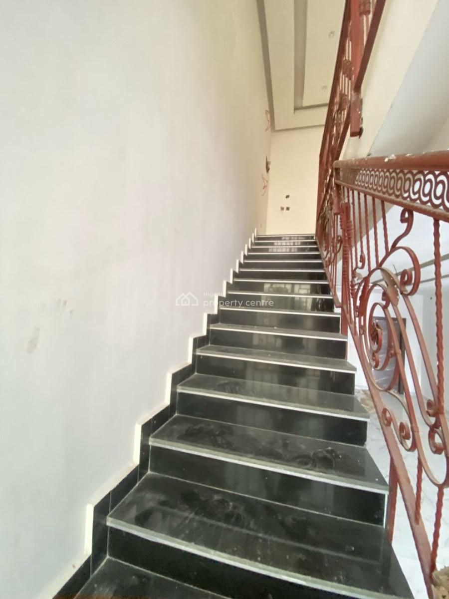Newly Renovated 3 Bedroom Duplex, Off Admiralty Road, Lekki Phase 1, Lekki Phase 1, Lekki, Lagos, Terraced Duplex for Rent