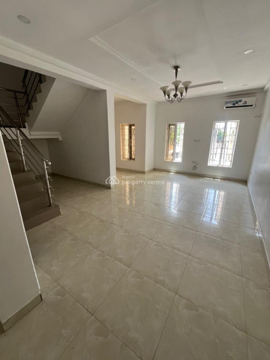 Serviced 3 Bedroom Tarrece Duplex with a Room Bq, Wuye Main, Wuye, Abuja, Terraced Duplex for Rent