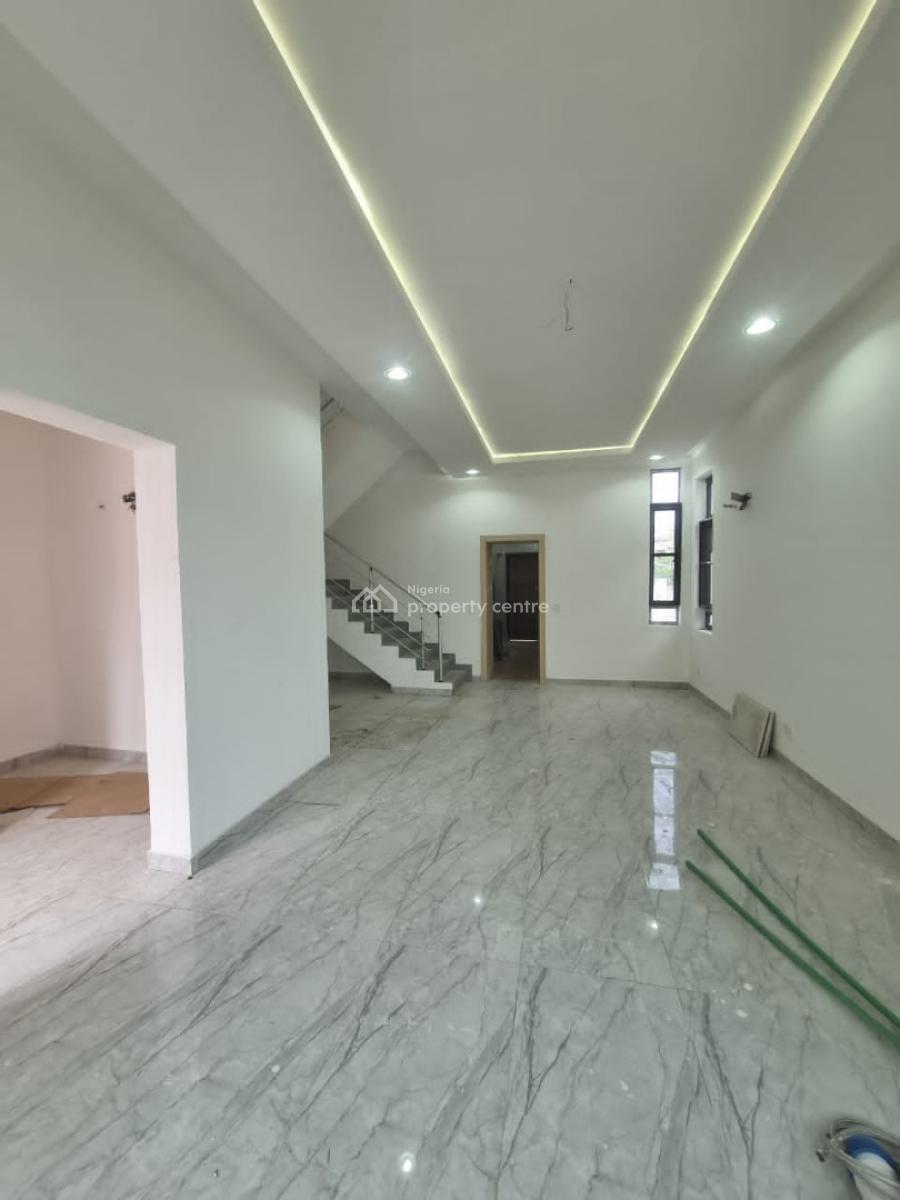 Luxury 4bedroom with Bq 24hrs Executive Estate, Periwinkle Estate, Lekki Phase 1, Lekki, Lagos, Terraced Duplex for Rent