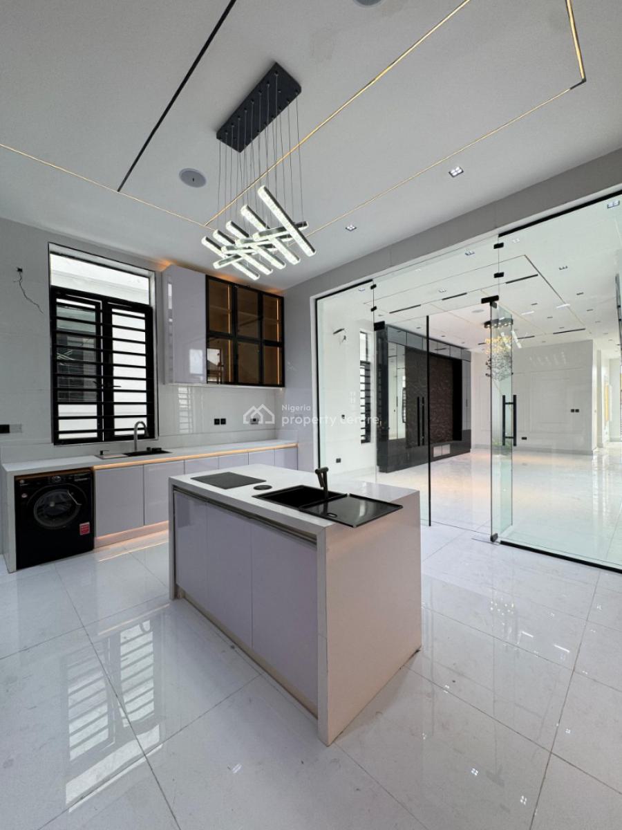 Contemporary 5 Bedroom Fully Detached Duplex with Swimming Pool & Bq., Lekki, Lagos, Detached Duplex for Sale