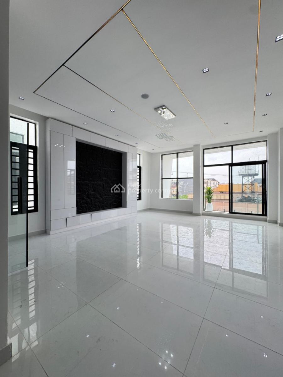 Contemporary 5 Bedroom Fully Detached Duplex with Swimming Pool & Bq., Lekki, Lagos, Detached Duplex for Sale