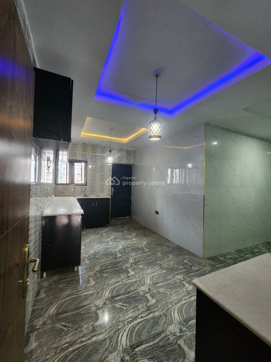4 Bedroom Semidetached Duplex with Large Compound, Naf Valley Estate, Asokoro District, Abuja, Semi-detached Duplex for Sale