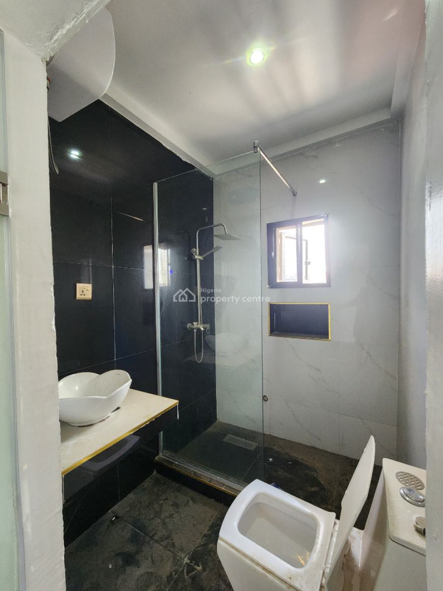 4 Bedroom Semidetached Duplex with Large Compound, Naf Valley Estate, Asokoro District, Abuja, Semi-detached Duplex for Sale