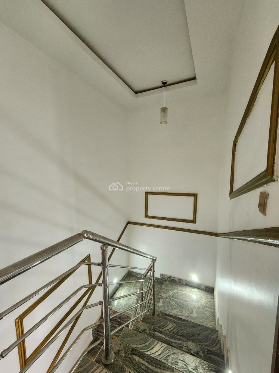 4 Bedroom Semidetached Duplex with Large Compound, Naf Valley Estate, Asokoro District, Abuja, Semi-detached Duplex for Sale