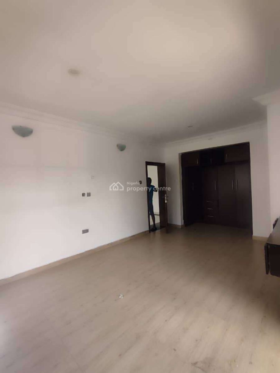 Well Maintained 4bedroom with Bq Self Compound Self Service, Megamound Estate, Ikota, Lekki, Lagos, Semi-detached Duplex for Rent