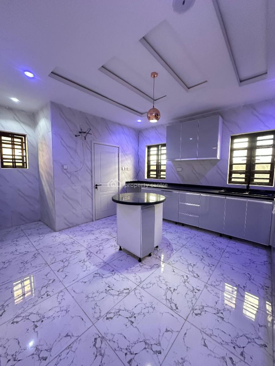 Spacious 5-bedroom Fully Detached Duplex with Bq, Ikota, Lekki, Lagos, Detached Duplex for Sale
