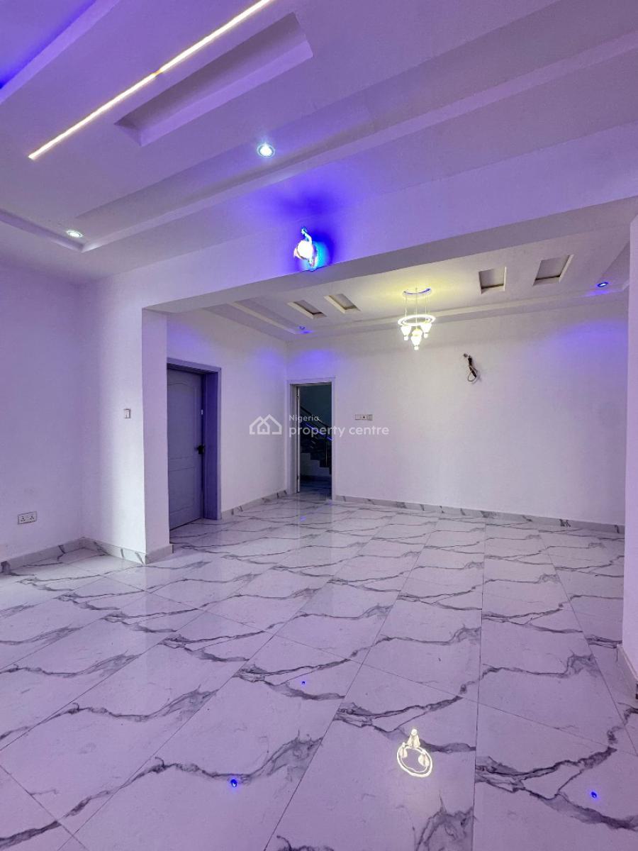 Spacious 5-bedroom Fully Detached Duplex with Bq, Ikota, Lekki, Lagos, Detached Duplex for Sale
