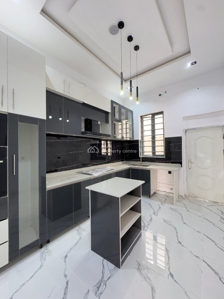 Lovely 4 Bedroom  Fully Detached Duplex with Bq, Offers Modern Comfort, Top-notch Security, Ajah, Lagos, Detached Duplex for Sale