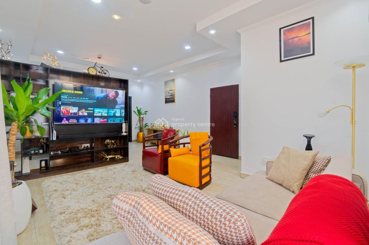 1 Bedroom Apartment with Swimming Pool,ps5 and Guitar, Chevy View, Lekki, Lagos, Flat / Apartment Short Let