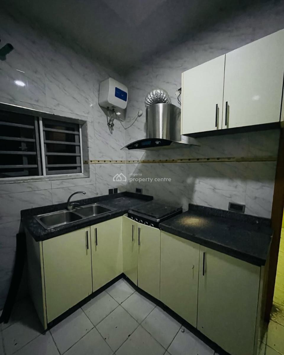 Serviced 3 Bedroom Apartment with Pool Gym and Elevator, Victoria Island (vi), Lagos, Flat / Apartment for Rent