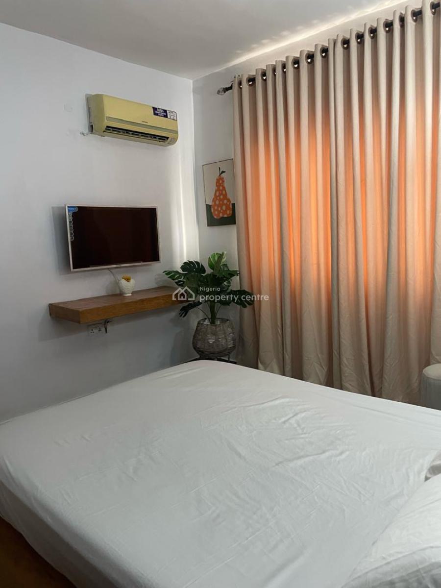 3 Bedroom Apartment with Snooker Board, Off Freedom Way, Ikate, Lekki, Lagos, Flat / Apartment Short Let