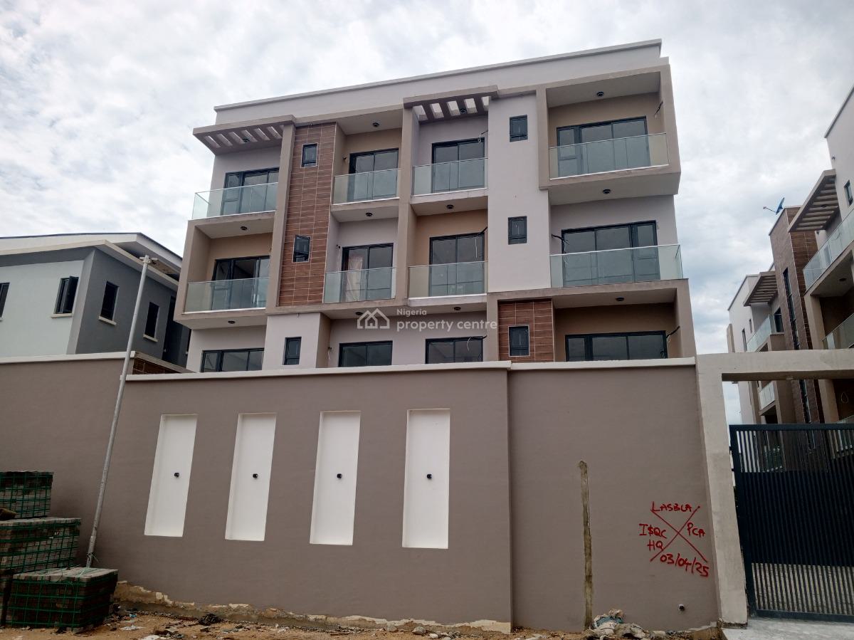 Luxury 2 Bedroom Service Apartment in a Gated Estate, Ologolo, Lekki, Lagos, Flat / Apartment for Sale