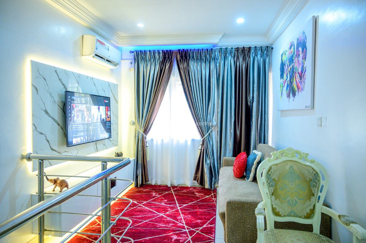 Luxury 4 Bedroom Furnished and Serviced, Life Camp, Abuja, Flat / Apartment Short Let